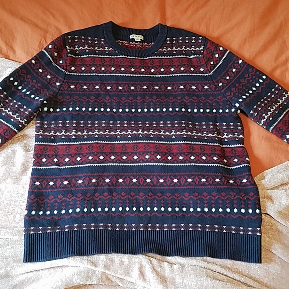 Men's stripped sweater